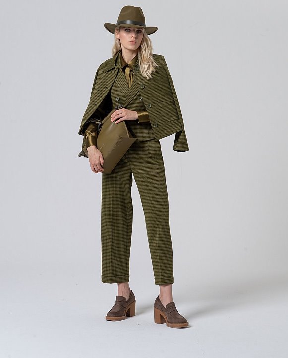 Chaqueta corta Surkana