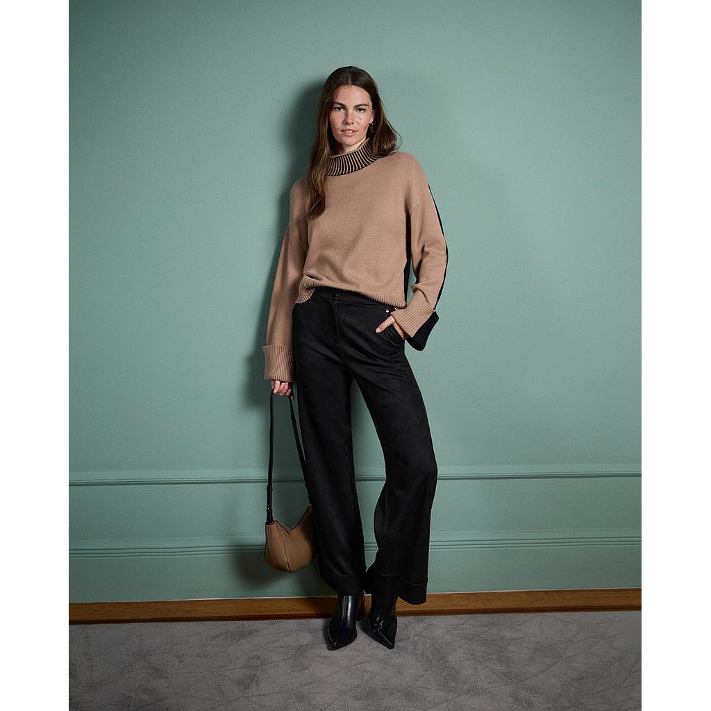 Pantalon negro Surkana